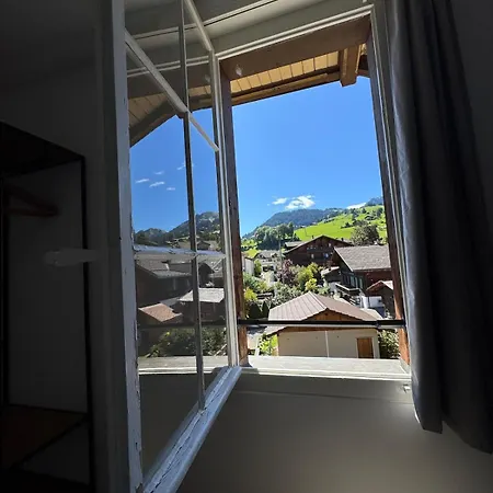 Comfy, Spacious And Duplex *