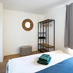 公寓 Comfy, Spacious And Duplex 茨魏西门