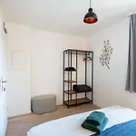 Comfy, Spacious And Duplex * 茨魏西门
