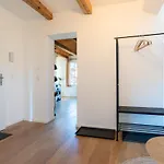 公寓 Comfy, Spacious And Duplex 茨魏西门