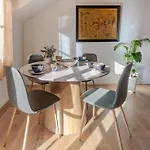公寓 Comfy, Spacious And Duplex *